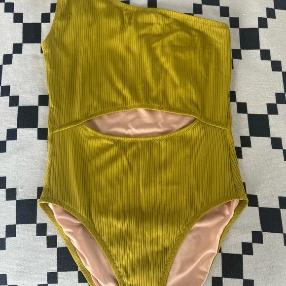Olive Green One-Shoulder Swimsuit - Picture 5 of 6